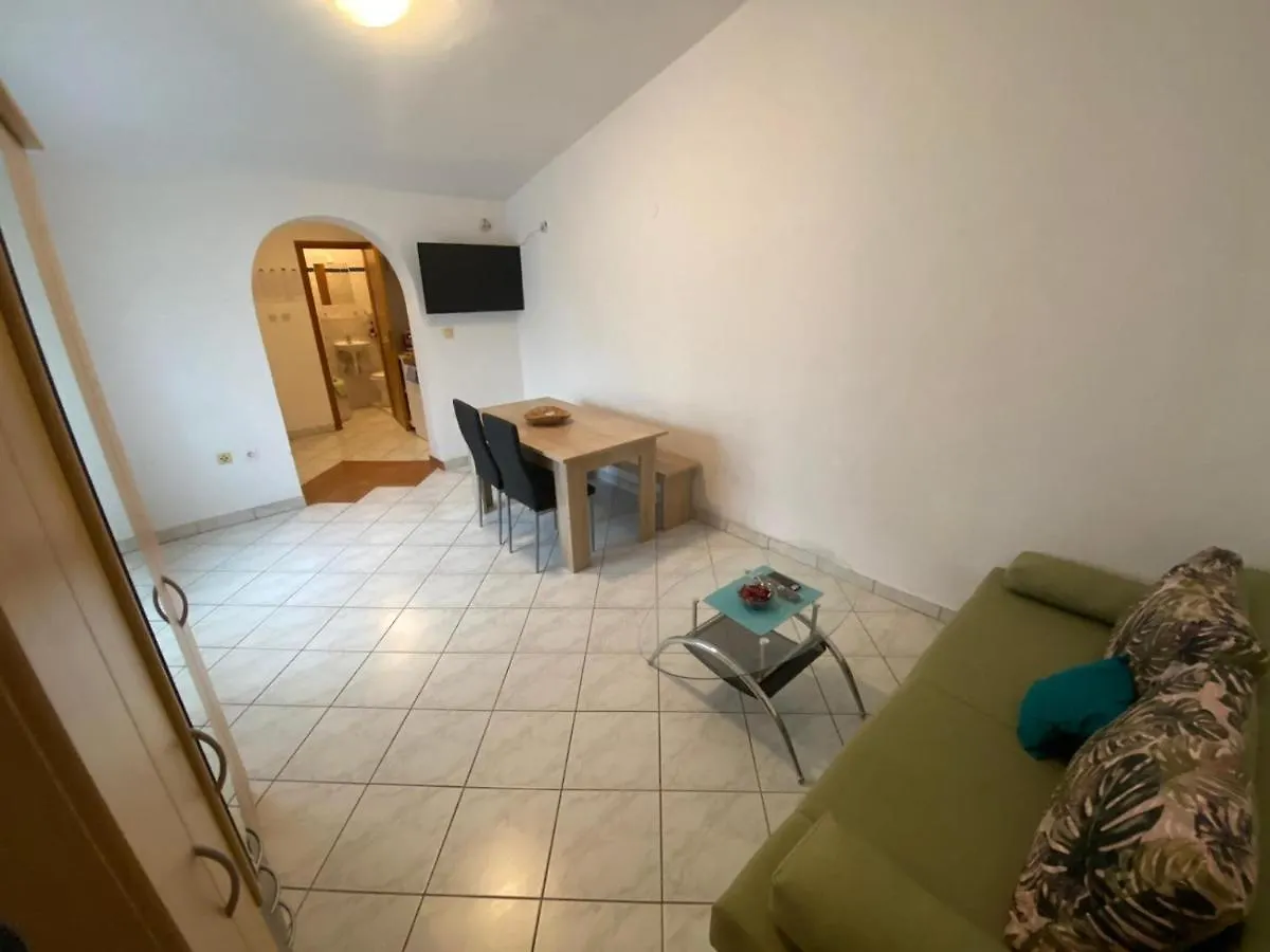 Apartments Matteo Omišalj